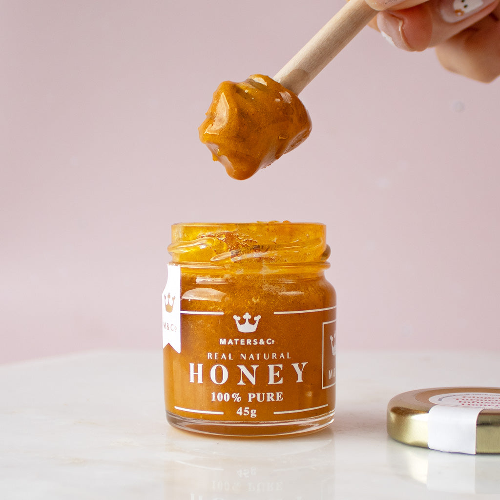 Maters & Co Ginger Turmeric Infused Real Honey Pot And Stirrer