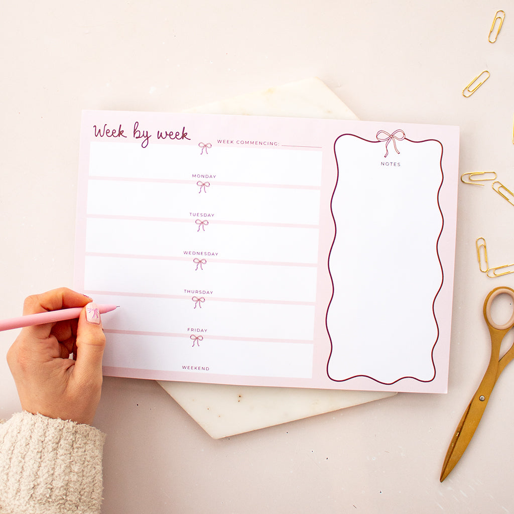 Week By Week Bow A4 Planner