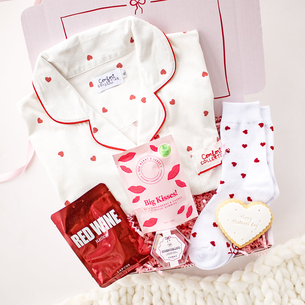 Mother's Day Heart Pyjama Box | Luxury Ready To Go TreatBox