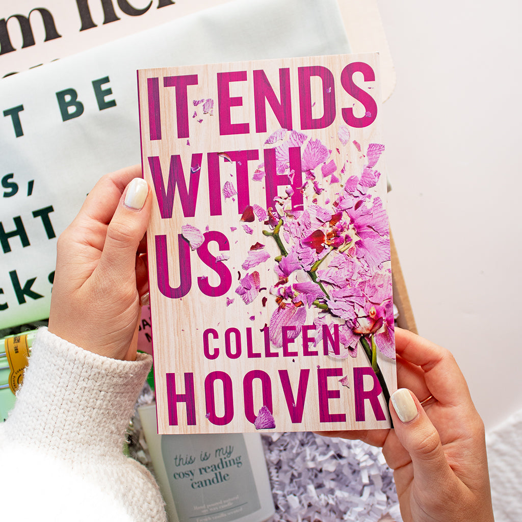 Book Lovers Essentials | Ready to Go TreatBox it ends with us colleen hoover