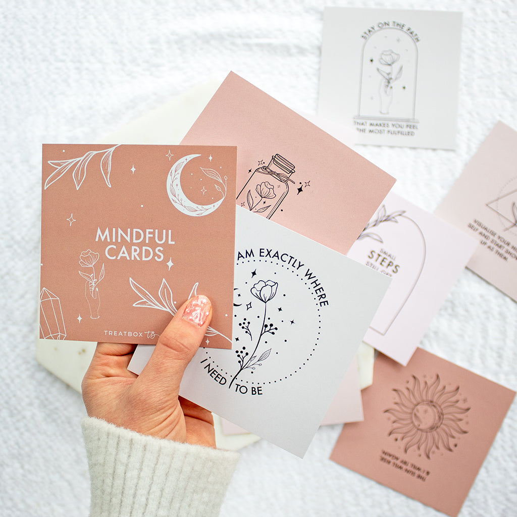 set of ten mindful cards
